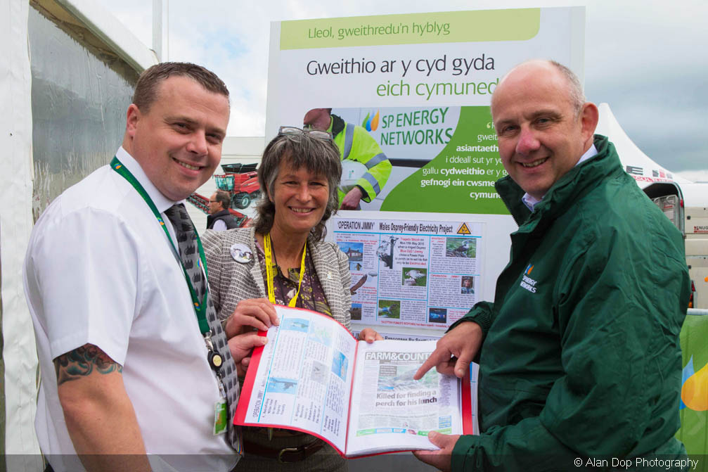 Gail with Scottish Power Managers by A3 'Operation Jimmmy' Displays at The Anglesey Show